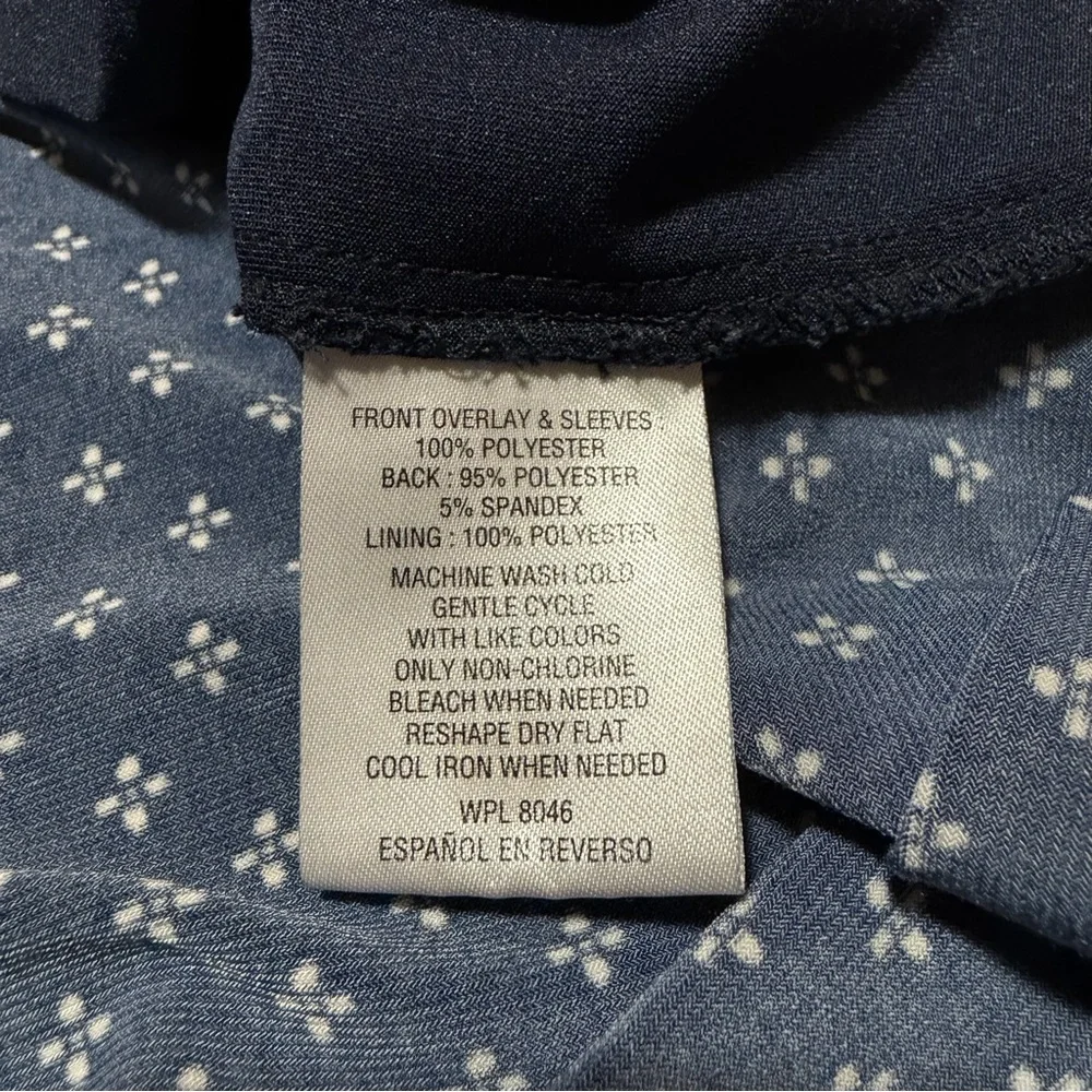 Charter Club Blouse Women’s M Navy Blue White Dot Pattern - Picture 5 of 7